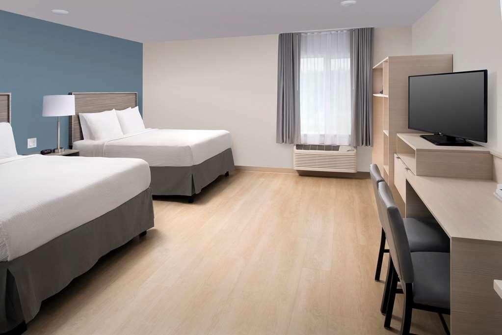 Woodspring Suites Seattle Еверетт Номер фото